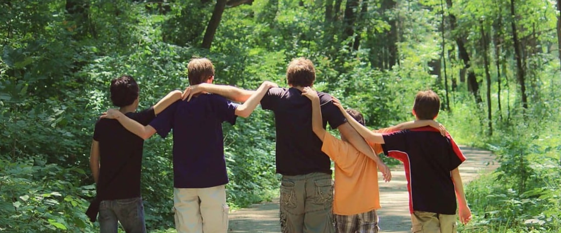 The Power of Teenage Life Coaching in Addressing Peer Pressure